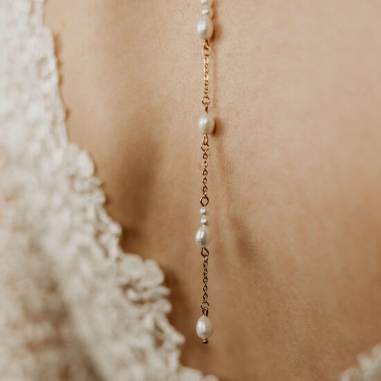Elegante Rückenkette Perlen für die Hochzeit